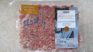 Nevyhovujúci výrobok Mleté bravčové mäso PL24770305WE